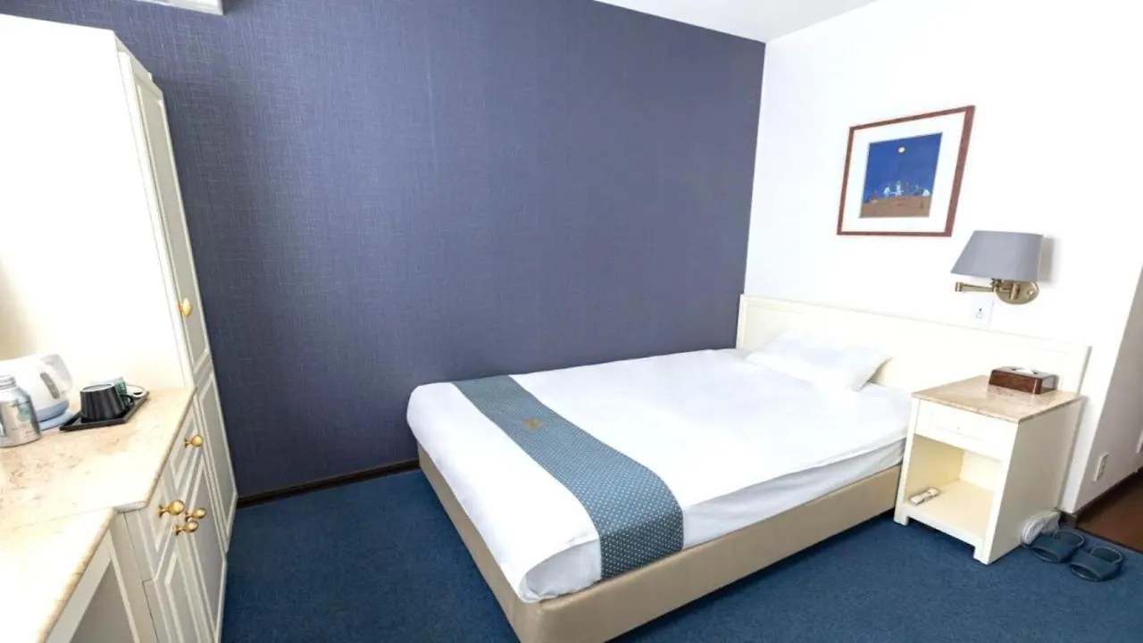 New Osaka Hotel Shinsaibashi