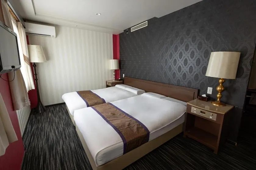 New Osaka Hotel Shinsaibashi 3*,